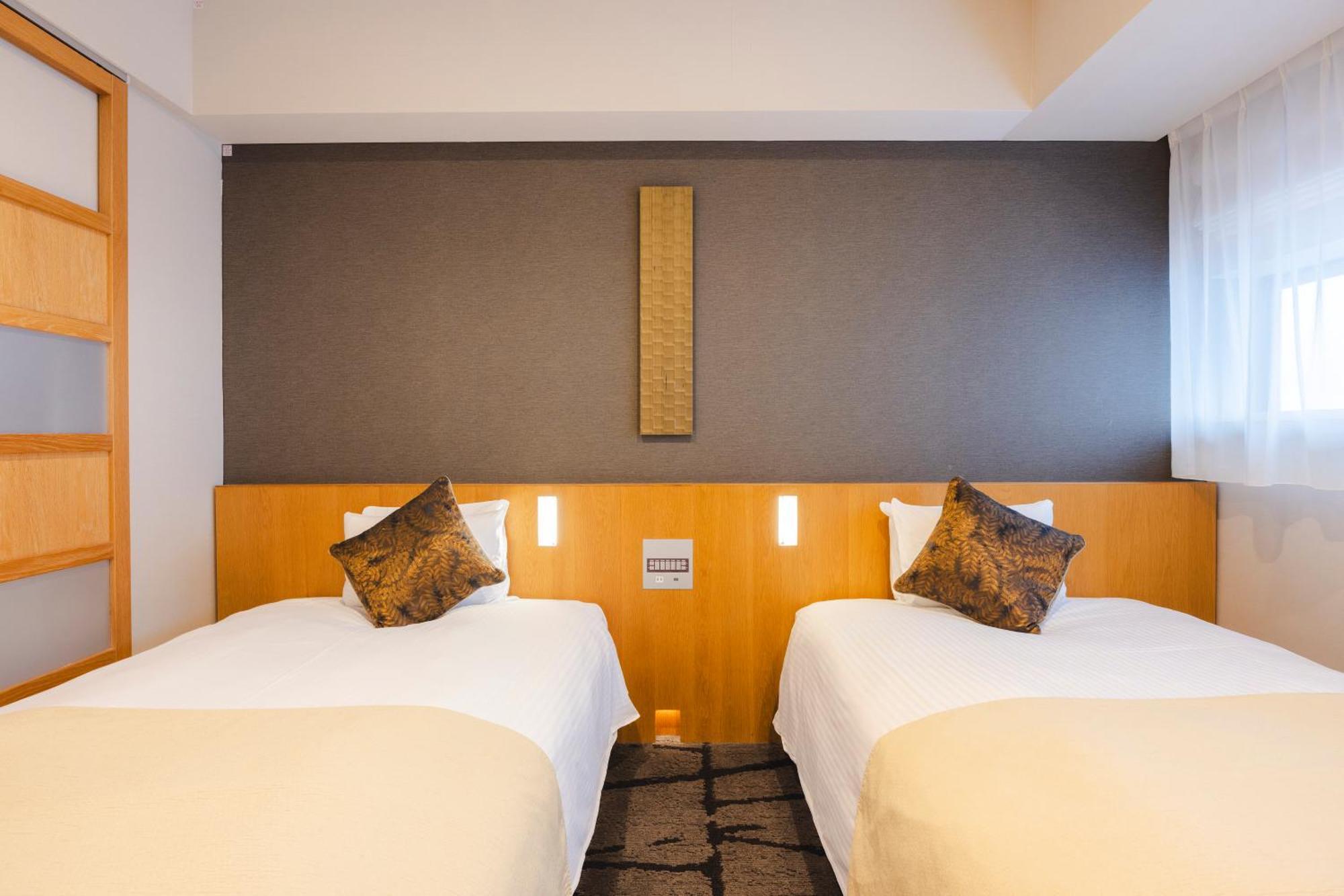 Standard Twin Room Non-Smoking,1671887686:JPEG
